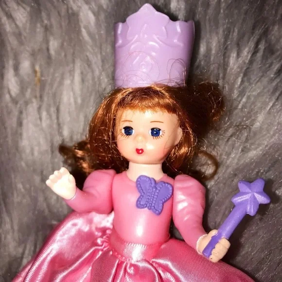 Madam Alexander Doll Glenda from The Wizard of OZ - Picture 9 of 10